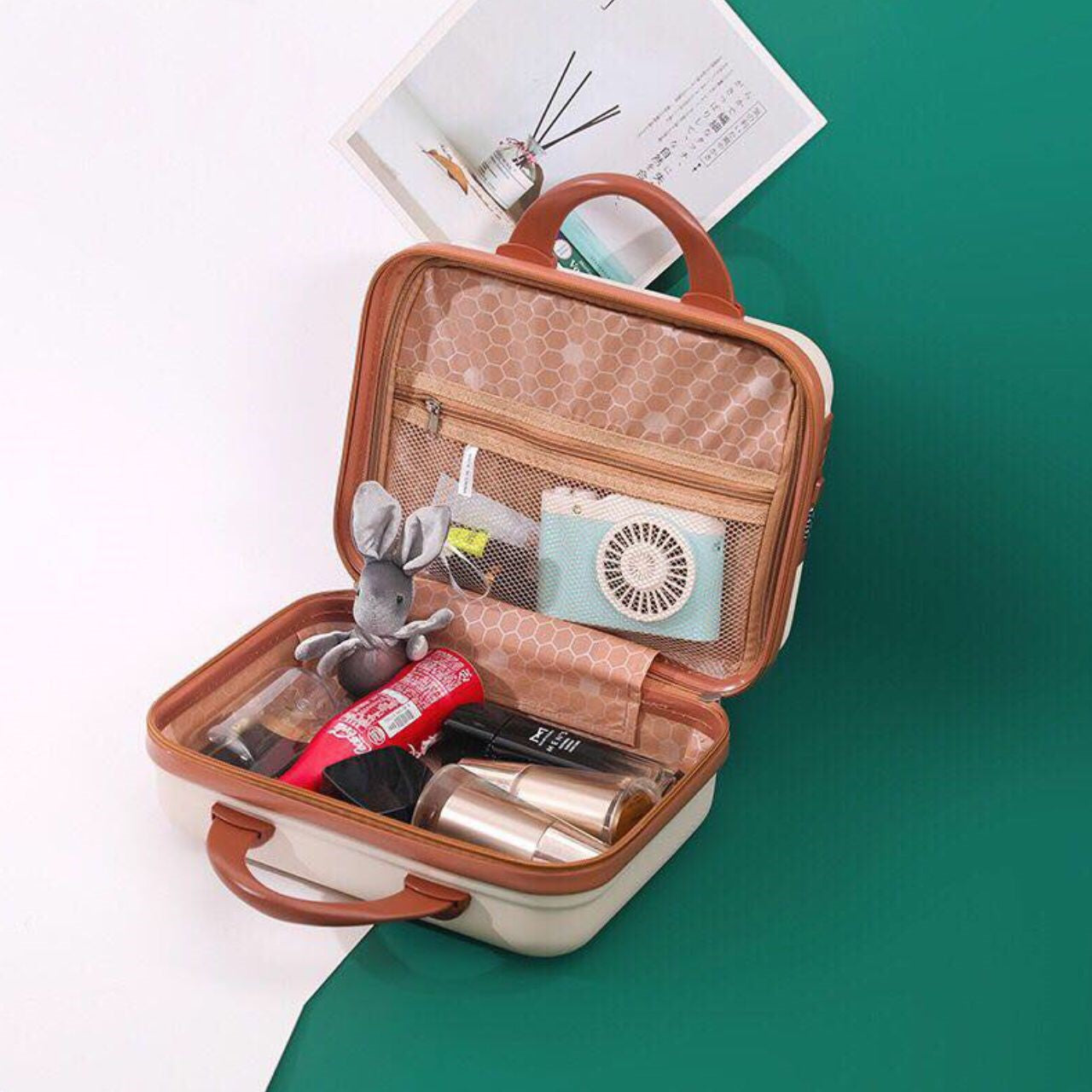 Corner Guard Lightweight ABS Beauty Case | Make up Organizer Bag