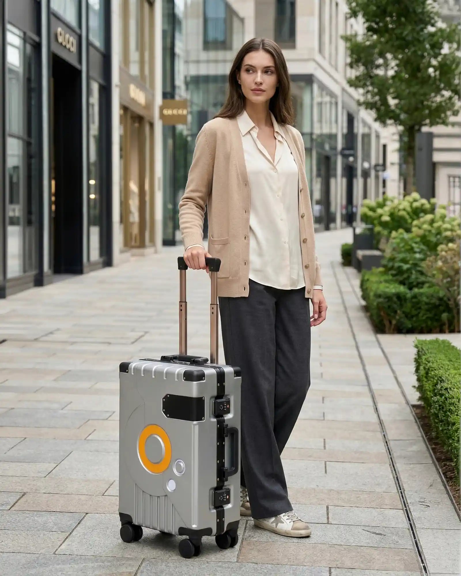 Bold Aluminium Frame 2 Pcs Set Cabin Size 20 Inch [7-10 Kg] and Checked In 24 Inch [20-25 Kg] Luggage With TSA Lock and Travel Hook