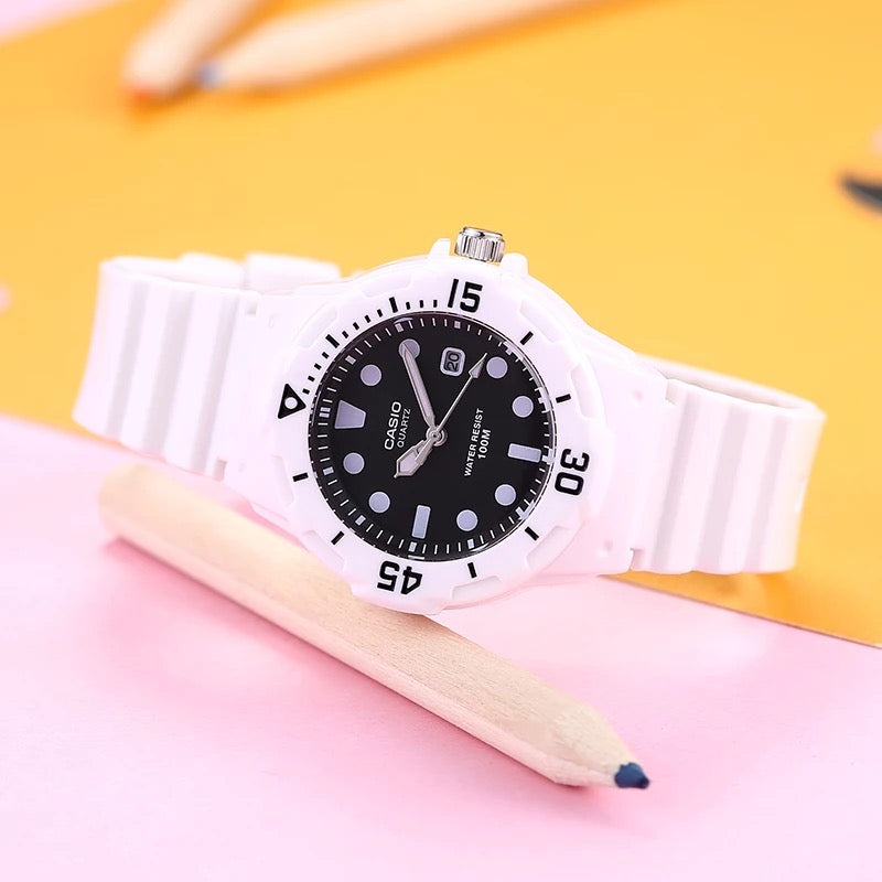 Casio Watch Analogue Women Cute Fashion Pointer Student Watch LRW-200H