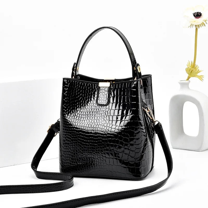 Crocodile Pattern Trendy Bucket Bag For Women | Elegant Top Handle Satchel Tote Bag