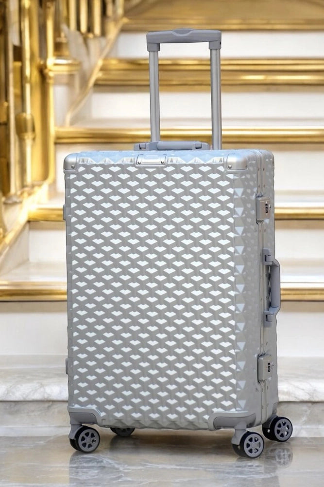 28 Inch Large Size Aluminium Framed 3D Diamond Hard Shell Without Zipper TSA Checked Luggage
