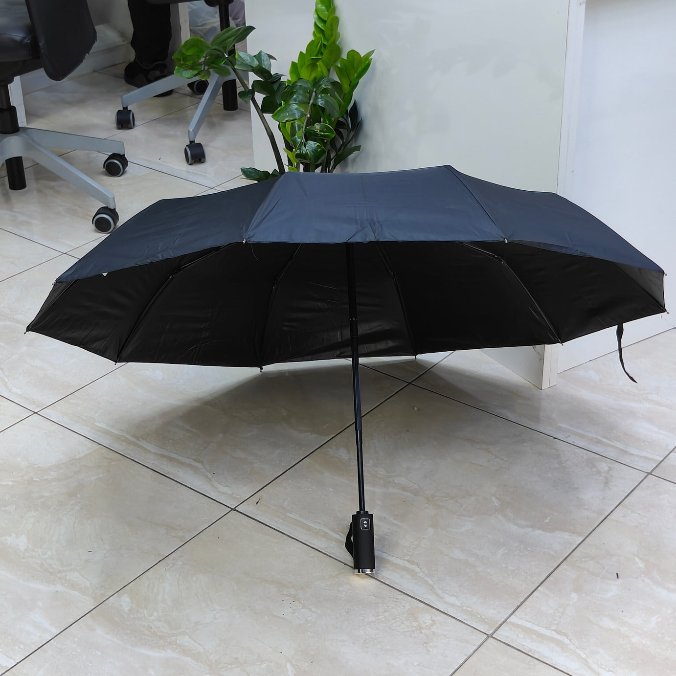 Automatic Open and Close Single Colour 3 Fold Bright Umbrella Zaappy.com