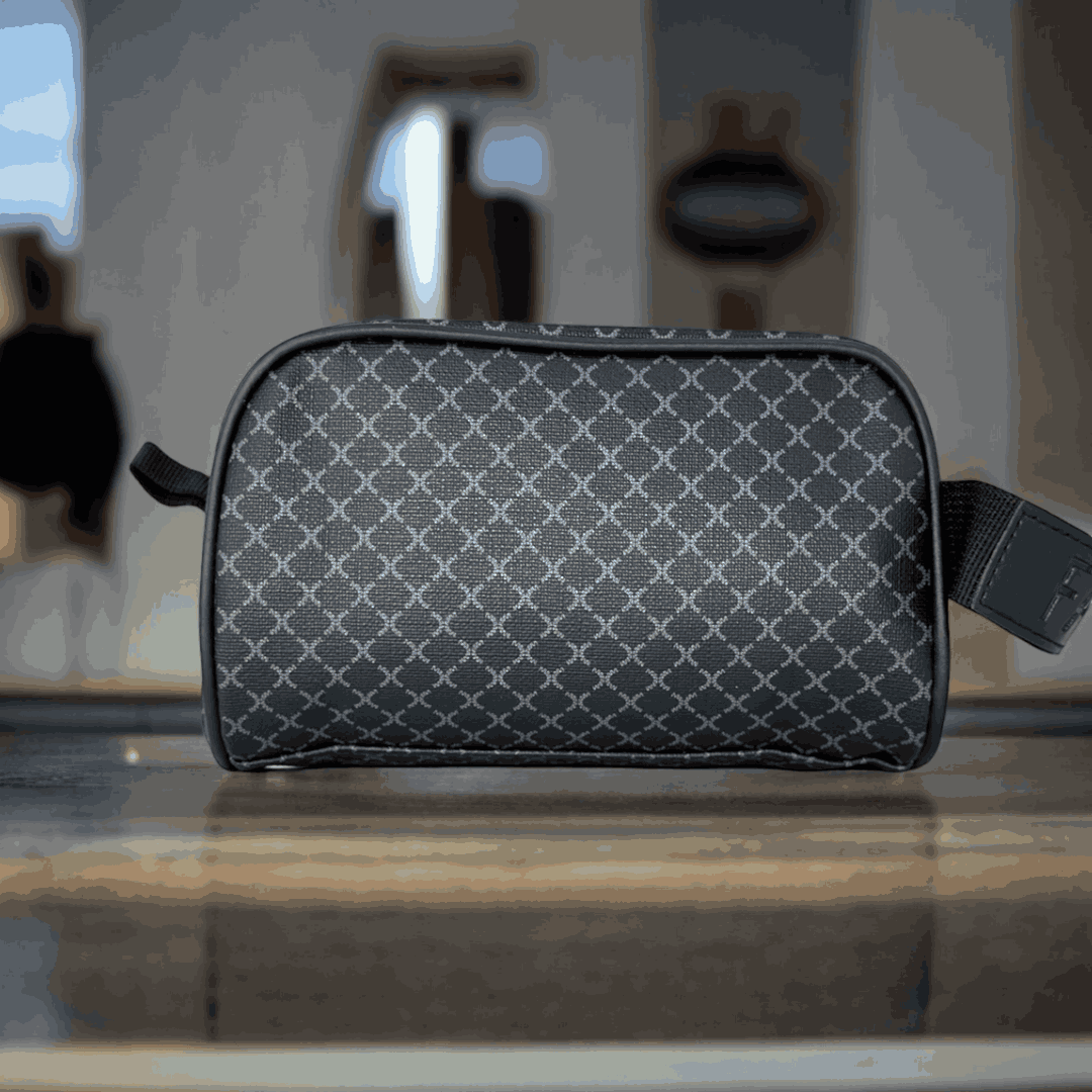 GC Hand Bag for Convenient and Easy Use with Pockets