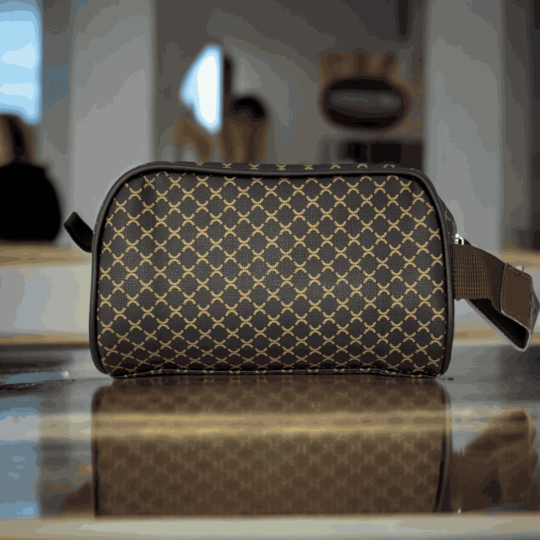 GC Hand Bag for Convenient and Easy Use with Pockets