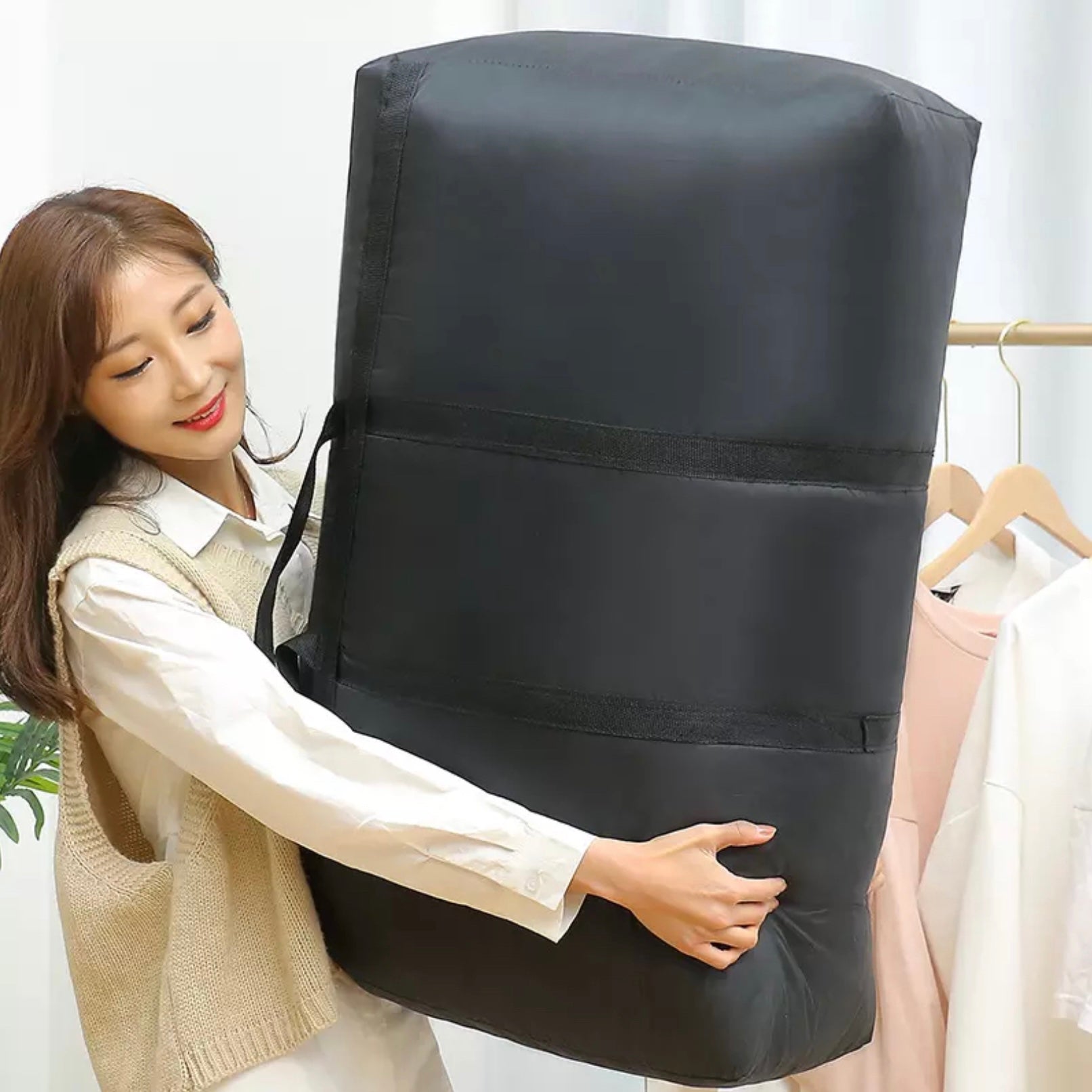 Large Capacity Cargo Bag in Fabric Material for Travel Purpose